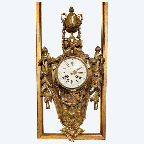 Großes Wandkartell aus gemeißelter und vergoldeter Bronze im Louis-XVI-Stil, Zeit Napoleons III., 19. Jahrhundert 