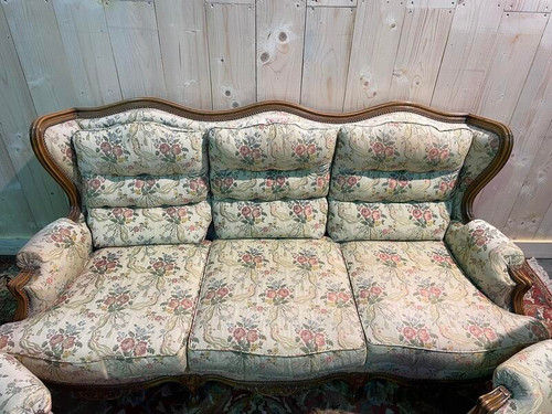 Wohnzimmersofa und ein Paar Sessel im Louis-XV-Stil