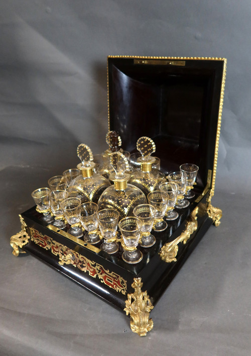 Cave à liqueurs style Boulle signée Tahan à Paris
