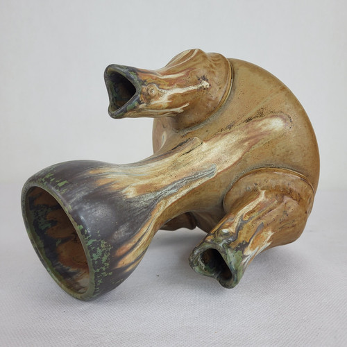 Vase en grès signé à la pointe Alfred Lebret (1871-1955).
