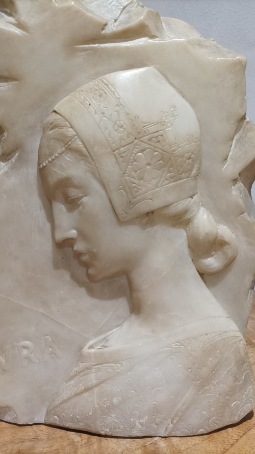 Emilio FIASCHI (1858-1941) LAVRA Sculpture en albâtre Florence Italie