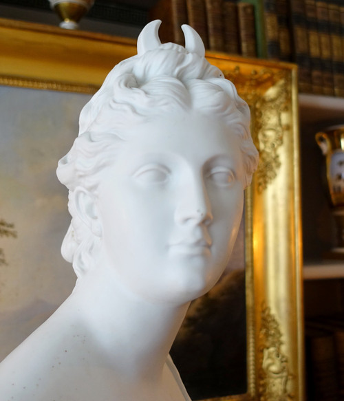 Bust of Diane de Houdon in biscuit porcelain - neoclassical decoration