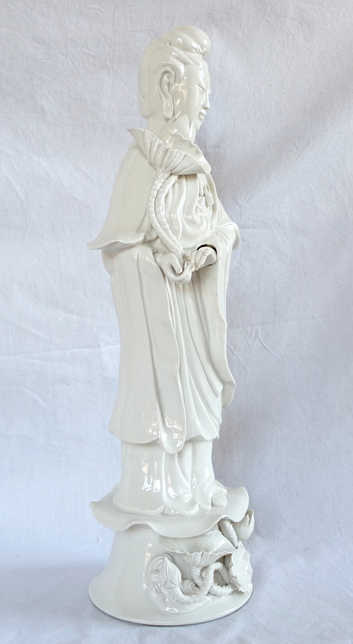 Large Guanyin statue in white Chinese porcelain - 60cm - chinoiserie decor / Chinese cabinet