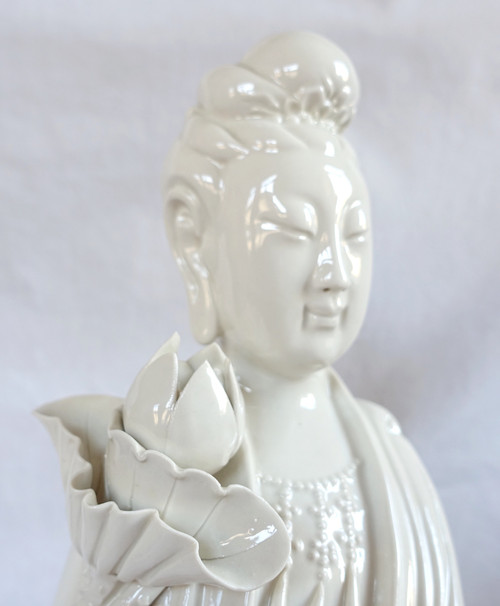 Large Guanyin statue in white Chinese porcelain - 60cm - chinoiserie decor / Chinese cabinet