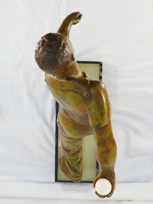 Statua regolamentare con base in marmo e onice Il Giocatore di Bocce