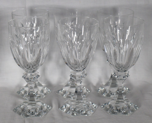 Série de 11 Verres à eau modèle CHAMBORD de la cristallerie de ST LOUIS.