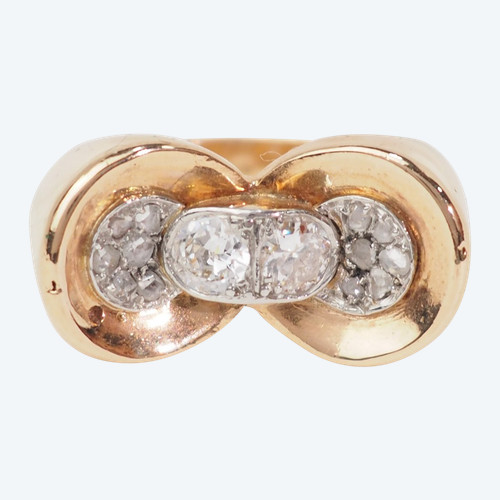 Knotenring aus den 1940er Jahren aus Roségold und Diamanten
