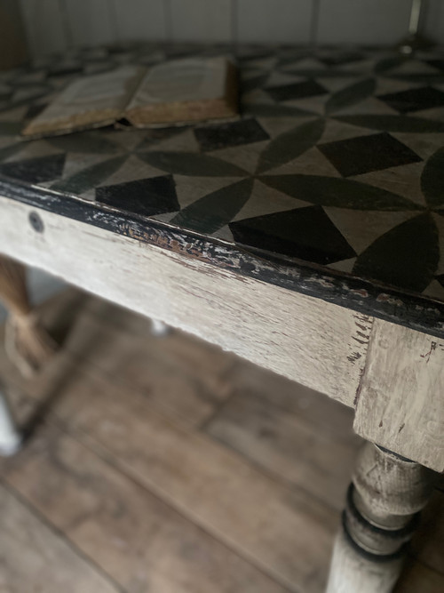 Bureau table à pente datant du 19e siècle patine 