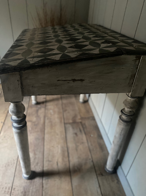 Bureau table à pente datant du 19e siècle patine 