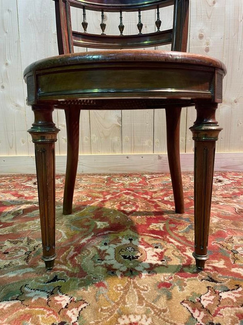 Fauteuil de bureau Louis XVI en acajou et cannage 