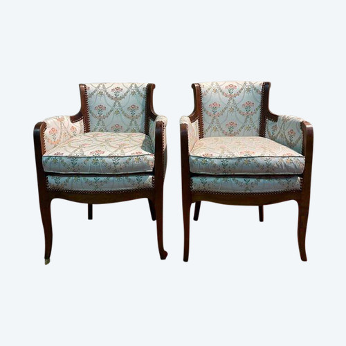 Pair of small Transition style shepherdesses - Louis XV