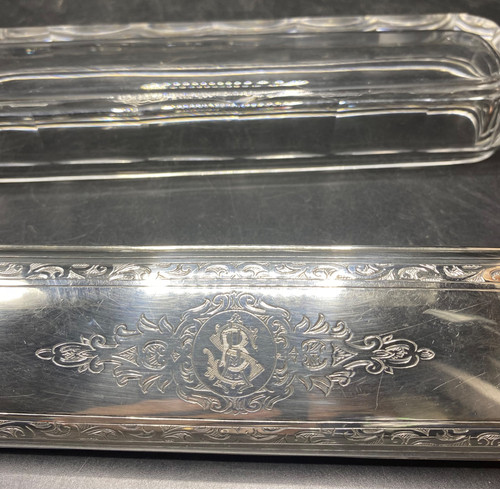 BRUSH BOX
