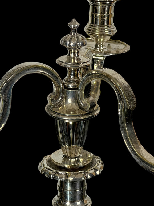 GROSSER VERSILBERTER BRONZEKERZEN AUS DEM 19. REGENCY-STIL „GOLDSMITH A.MOURIER“