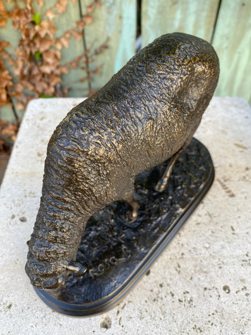 Broutant-Schaf aus Bronze mit brauner Patina 19. Jahrhundert, signiert Rosa Bonheur (1822-1899).