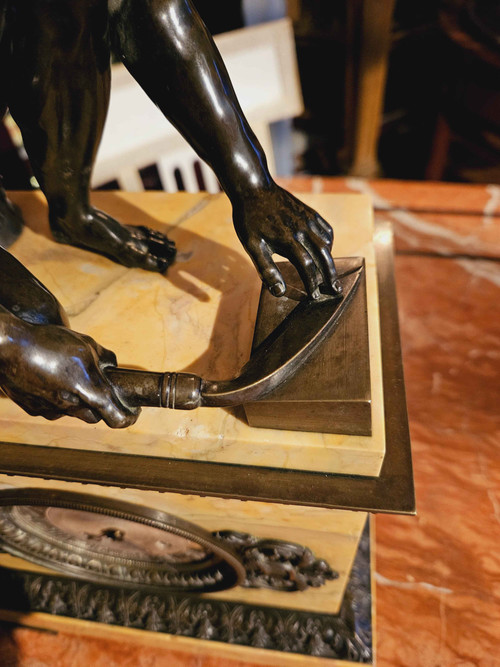 l'Arrotino, Rotatore, Le Scythe écorcheur, Bronze Sur Pendule Vers 1820