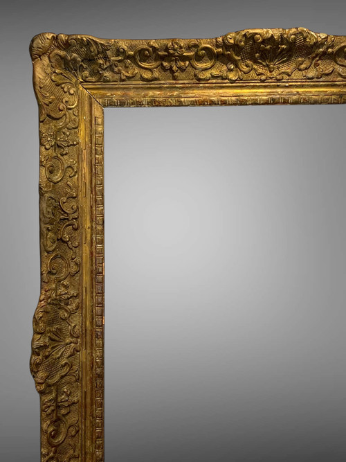 ANCIENT 19th CENTURY FRAME IN WOOD AND SCULPTTED PAINTED STUC 60 cm x 43 cm