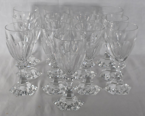 Série De 13 Verres à vin blanc Saint Louis Modèle Chambord