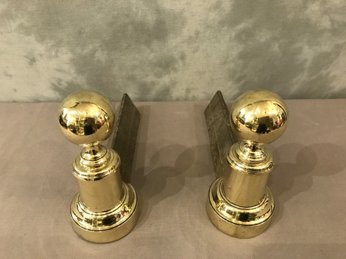 Piccola coppia di candelabri in ottone e ghisa del XIX secolo