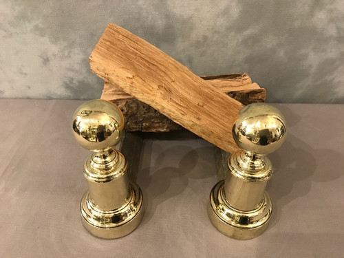 Piccola coppia di candelabri in ottone e ghisa del XIX secolo