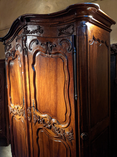 Un bellissimo guardaroba Regency