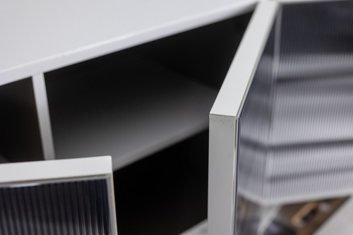 Roche Bobois. Credenza "cinetica" in bianco e nero. 1990's. LS60981708I