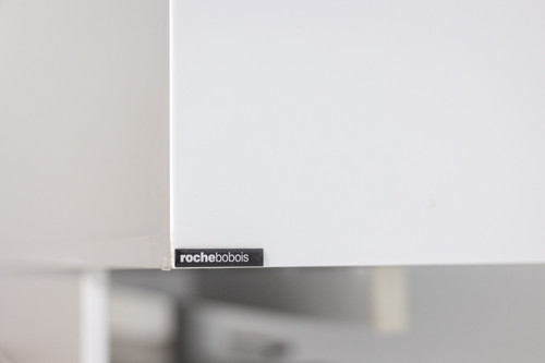 Roche Bobois. Credenza "cinetica" in bianco e nero. 1990's. LS60981708I