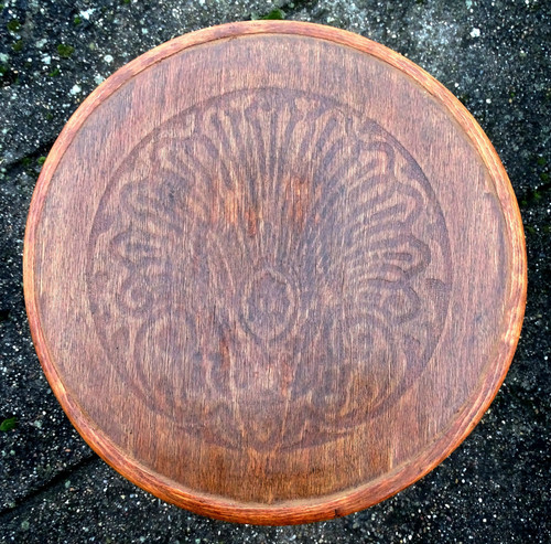 Wooden curved stool from 1905 J&J KOHN , no Thonet