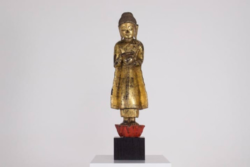 Shakyamuni Buddha con la sua ciotola delle elemosine, Birmania, Mandalay.