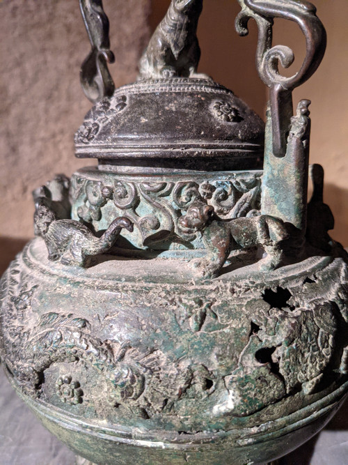 Ancienne bouilloire rituelle