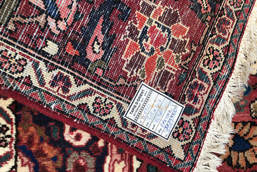 Bakhtiar wool carpet, hand-knotted, with floral design