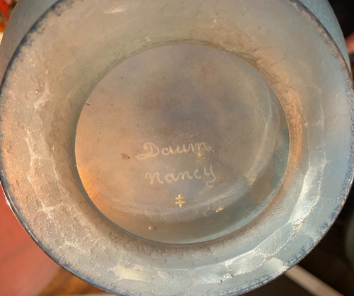 Large vase signed Daum, 37 cm high