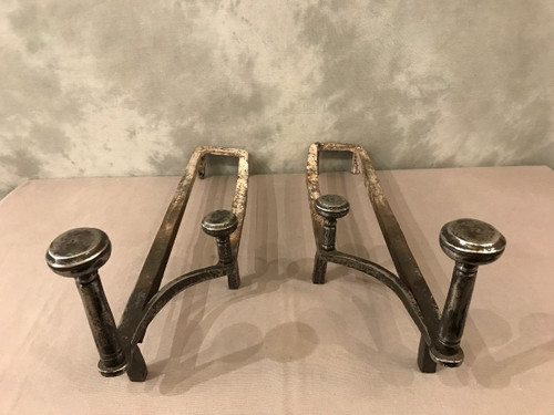 Bella coppia di antichi candelabri in ferro battuto del XVIII secolo