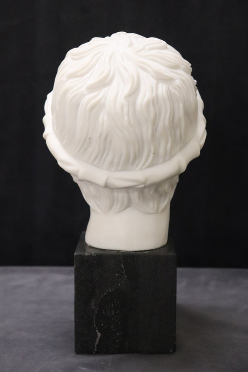 Testa di Bacco giovane, XX secolo, scultura in marmo bianco