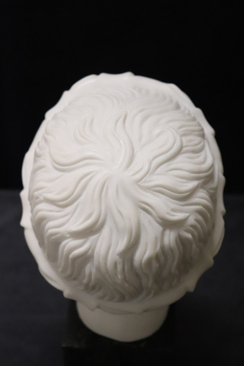 Testa di Bacco giovane, XX secolo, scultura in marmo bianco