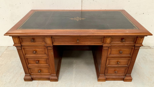 Bureau Napoléon III a caissons en noyer massif XIX siècle