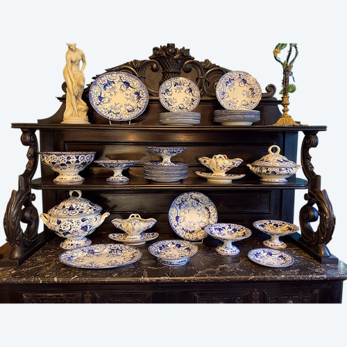 Creil & Montereau earthenware, Flora pattern late 19th century. 42-piece service set