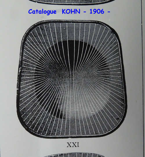 Zwei Stühle Nr. 248a von KOHN, um 1905, heller Nussbaum- no Thonet