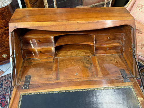 BUREAU DE PENTE Louis XV Epoque XVIIIe siècle