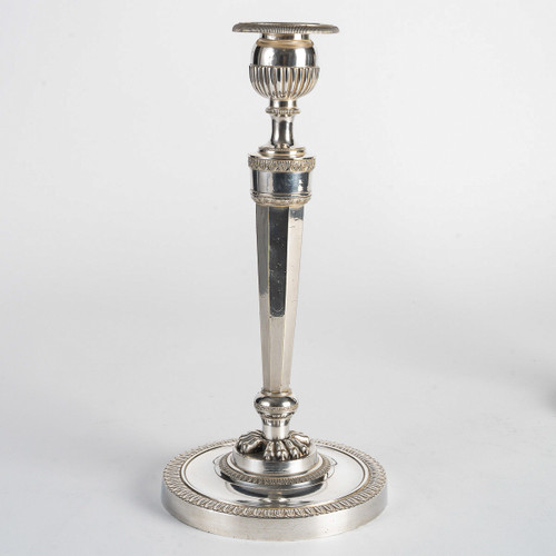 André Antoine Ravrio (1759-1814) Pair of octagonal silvered bronze candlesticks circa 1808-1810