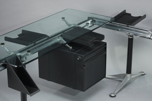 Wichtiger Schreibtisch von Bruce BURDICK (1933-2021) für HERMAN MILLER Editor