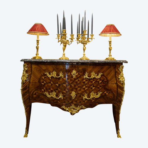 Gilles Joubert e Roger Vandercruse dit Lacroix Cassettiera con ponticello 1755 ca.