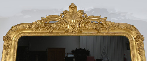 Important Miroir en bois doré, style Louis XV – 1re partie XIXe