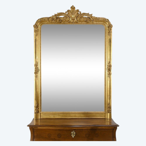 Important Miroir en bois doré, style Louis XV – 1re partie XIXe