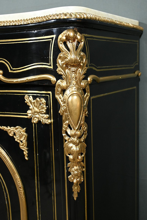 Armadio in legno di pero annerito del periodo Napoleone III - Metà del XIX secolo