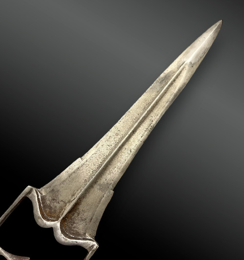 KNIFE called Katar Djamadhar - Mughal Empire, India - 20th century