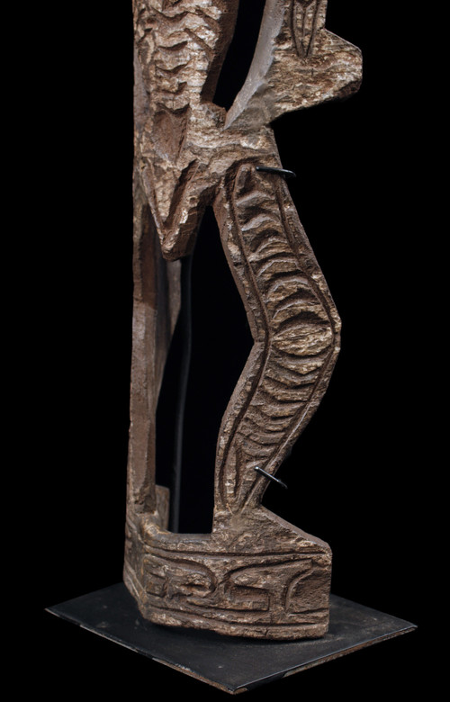 Charme à cochon, écorce gravée, art tribal , art océanien, art premier, Océanie, sculpture