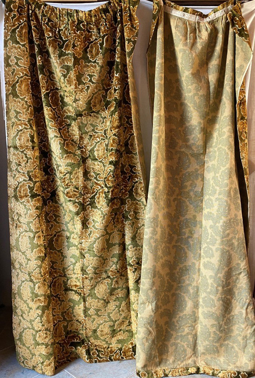 Pair Of Velvet Curtains Decorated With Flowers And Foliage 20th C