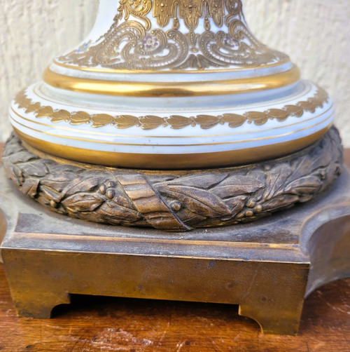 Große Drehbare Vase Aus Porzellan Und Bronze, Sèvres, 19. Jahrhundert