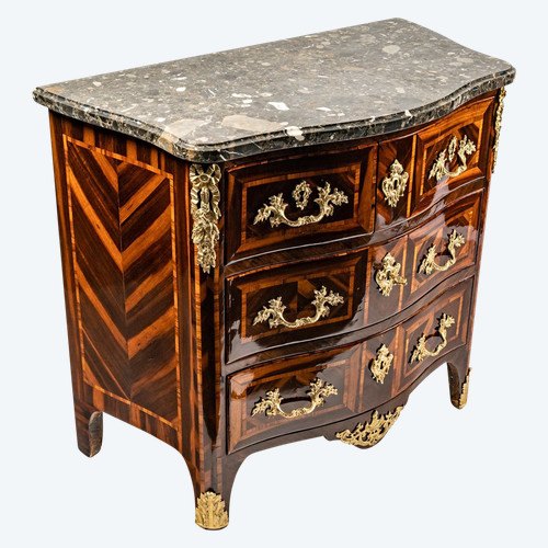Bon Durand - Piccola cassettiera in legno di raso, palissandro e legno di violetta periodo Luigi XV 1765 ca.