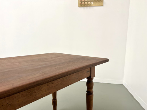 Kleiner Bauerntisch / Schreibtisch aus massivem Kirschbaumholz